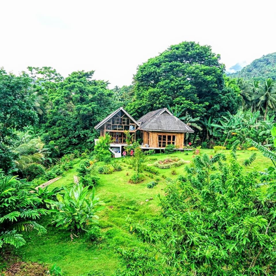 Camiguin Volcano Houses-Panoramic House มัมบาเฮา ภายนอก รูปภาพ